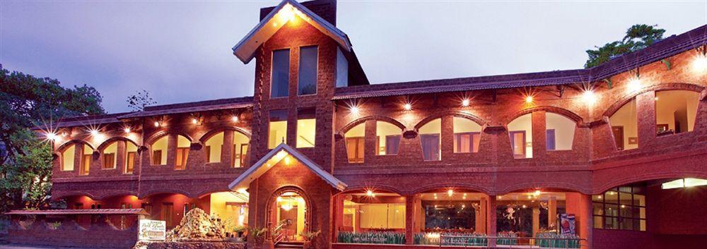 Jungle Park Resorts Thekkady Exteriör bild