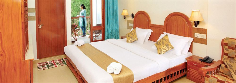 Jungle Park Resorts Thekkady Exteriör bild